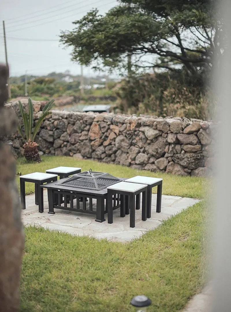 Gamseong Dorm Villa Jeju