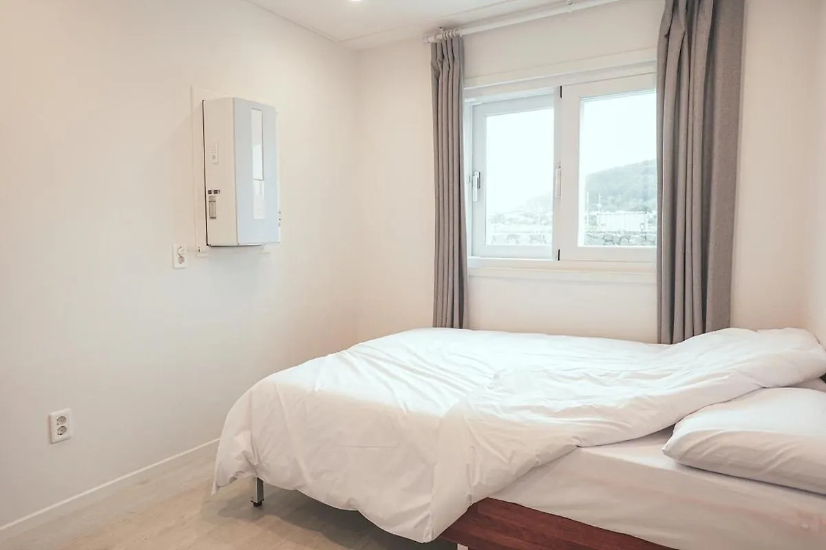 Gamseong Dorm Villa Jeju