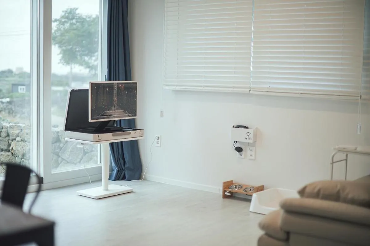 הוילה ג'גו Gamseong Dorm בית נופש